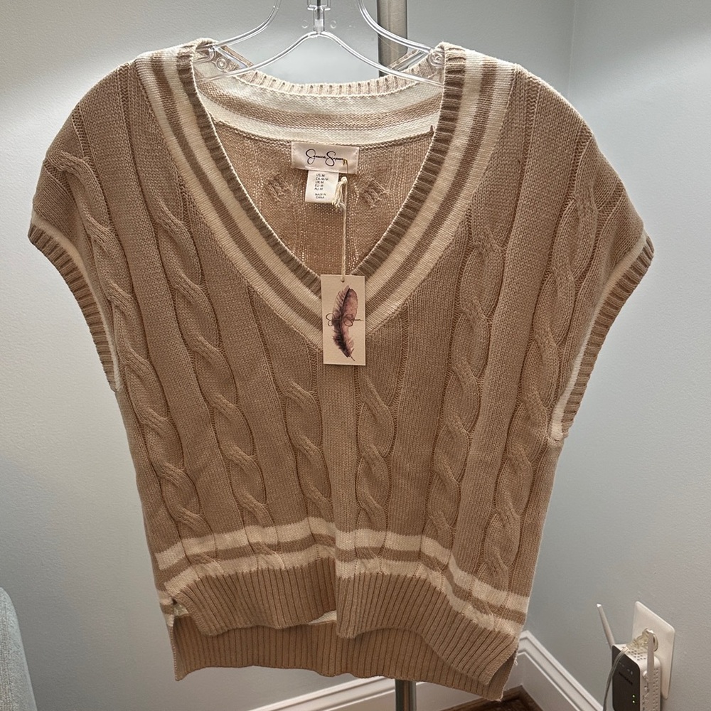 Jessica Simpson Beige Cable Knit V-Neck Sweater Vest